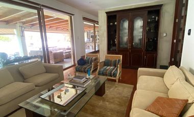 EXCEPCIONAL PROPIEDAD UBICADA EN CHICUREO 1.100 MT2  DE TERRENO , UBICACION EN SECTOR EXCLUSIVO DE CHICUREO , PIEDRA ROJA