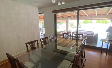 EXCEPCIONAL PROPIEDAD UBICADA EN CHICUREO 1.100 MT2  DE TERRENO , UBICACION EN SECTOR EXCLUSIVO DE CHICUREO , PIEDRA ROJA