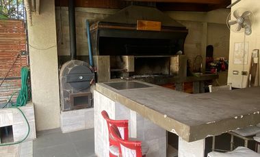 EXCEPCIONAL PROPIEDAD UBICADA EN CHICUREO 1.100 MT2  DE TERRENO , UBICACION EN SECTOR EXCLUSIVO DE CHICUREO , PIEDRA ROJA
