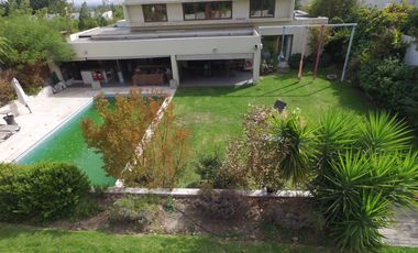 EXCEPCIONAL PROPIEDAD UBICADA EN CHICUREO 1.100 MT2  DE TERRENO , UBICACION EN SECTOR EXCLUSIVO DE CHICUREO , PIEDRA ROJA