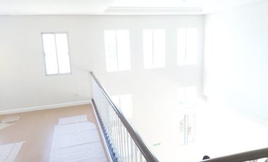 Townhouse with Condo Title for Sale 20 mins from Alabang