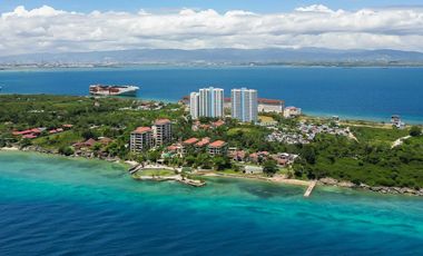 Three Bedrooms Beach Villa in Coral Point