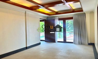 Three Bedrooms Beach Villa in Coral Point