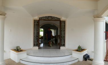 Rush Sale: 7=bedroom furnished  house with a big garden, for sale in a resort subdivision - Mactan, Cebu