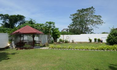 Rush Sale: 7=bedroom furnished  house with a big garden, for sale in a resort subdivision - Mactan, Cebu