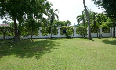 Rush Sale: 7=bedroom furnished  house with a big garden, for sale in a resort subdivision - Mactan, Cebu