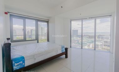 Bristol at Parkway Place  | Two Bedroom 2BR Condo Unit For Sale - #5873
