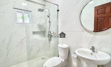 Five Bedrooms House with Pool Near Cebu International School in Talamban