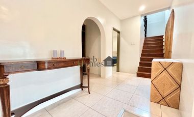 Five Bedrooms House with Pool Near Cebu International School in Talamban
