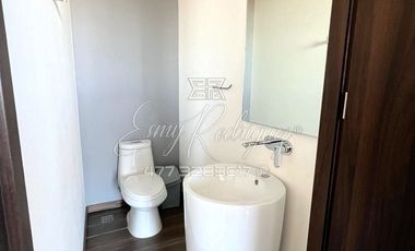 DEPARTAMENTO EN RENTA León,Gto; NYMPHE TOWERS, 140 m2, 2 REC, CUARTO DE SERVICIO, DE LUJO
