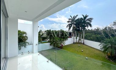 Casa en venta y renta en Villa Magna Residencial en Cancún, Quintana Roo.