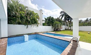 Casa en venta y renta en Villa Magna Residencial en Cancún, Quintana Roo.
