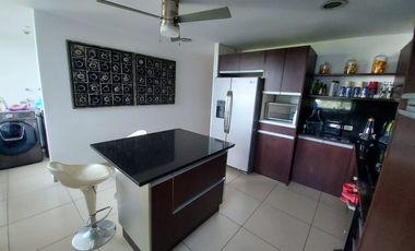 Samborondon, Renta Departamento 3 Dorm con Vista Al Rio Amoblado