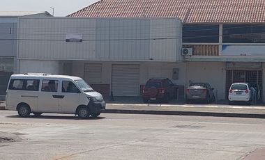 Alquiler local comercial 400m2 Avenida Principal Alborada, Garzota