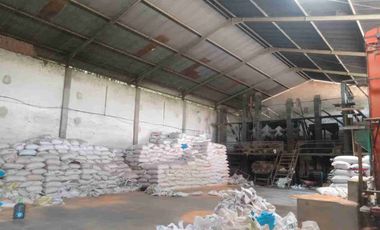 Di Jual Exs Gudang siap Pakai di Pace Nganjuk