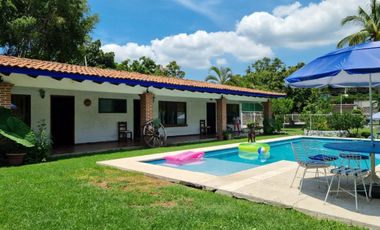 Se vende casa QUINTA en venta, con alberca en Yautepec, Morelos