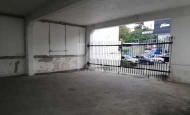 LOCAL COMERCIAL DE 232 METROS