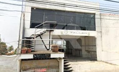 LOCAL COMERCIAL DE 232 METROS