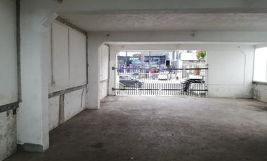 LOCAL COMERCIAL DE 232 METROS