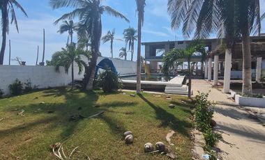 EN VENTA TERRENO BALNEARIO CON FRENTE DE PLAYA EN ACAPULCO PIE DE LA CUESTA LUCES E EL MAR