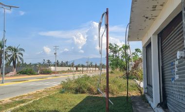 EN VENTA TERRENO BALNEARIO CON FRENTE DE PLAYA EN ACAPULCO PIE DE LA CUESTA LUCES E EL MAR