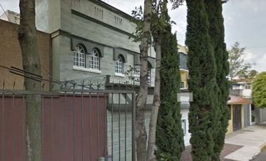 SE VENDE CASA EN PASEO DE LOS ABETOS # 56, EN COYOACAN.