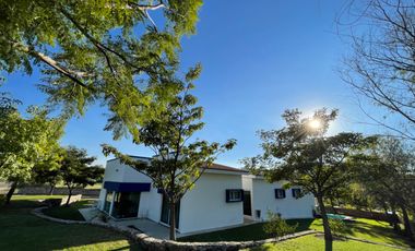 RESIDENCIA EN VENTA EN SANTA SOFÍA COUNTRY CLUB, COTO TEQUILEROS