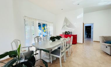 RESIDENCIA EN VENTA EN SANTA SOFÍA COUNTRY CLUB, COTO TEQUILEROS
