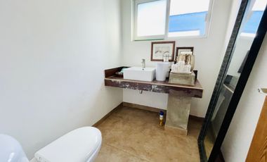 RESIDENCIA EN VENTA EN SANTA SOFÍA COUNTRY CLUB, COTO TEQUILEROS