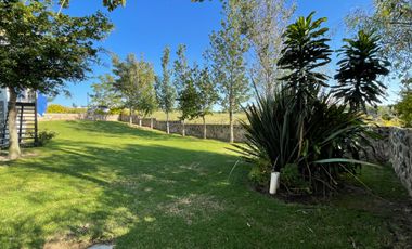 RESIDENCIA EN VENTA EN SANTA SOFÍA COUNTRY CLUB, COTO TEQUILEROS