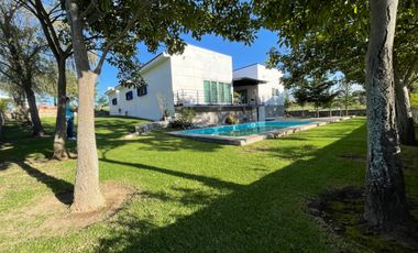 RESIDENCIA EN VENTA EN SANTA SOFÍA COUNTRY CLUB, COTO TEQUILEROS