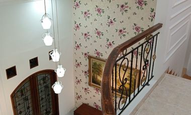 Rumah Luas 2 Lt SHM Akses Dekat Gerbang Tol Limo 2 Dibantu KPR J-38074