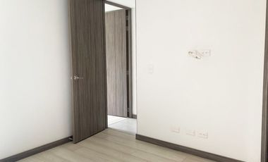 PR20442 Apartamento en arriendo en el sector Loma del Escobero