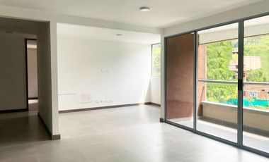 PR20442 Apartamento en arriendo en el sector Loma del Escobero