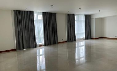 For Rent: 3BR Unit in Two Roxas Triangle Makati, P400k/mo.