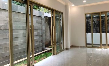 Rumah Baru Renovasi, Siap Huni dan Lokasi Bagus di Discovery Conserva Bintaro