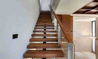 dijual rumah mewah sangat nyaman ditempati bebas banjir di kemang jakarta selatan