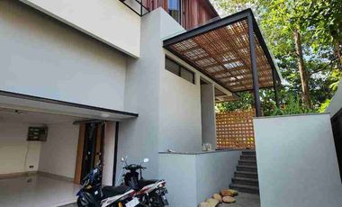 dijual rumah mewah sangat nyaman ditempati bebas banjir di kemang jakarta selatan