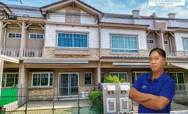 2-storey townhome for rent near Mega Bangna , Greatest location in this area.  Indy 3 Bangna km.7 project, front facing north  with electric waning.
