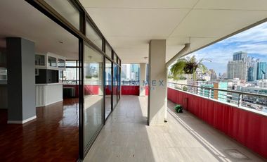 Good Price! Large 3 Bedrooms Condo with Large Balconies For Sale - BTS Nana