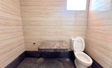 86 sqm Laguna 2ndflr Office Warehouse Space for Rent Lease Laguna Technopark Sta. Rosa Santa Rosa Industrial park (Non Peza Company) by AyalaLand Ayal