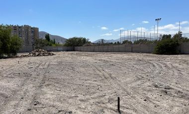 GRAN TERRENO COMERCIAL - CALLE PEDRO DE VALDIVIA.-