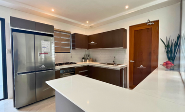BF Homes 5 BR Townhouse For Sale in Parañaque City For Sale