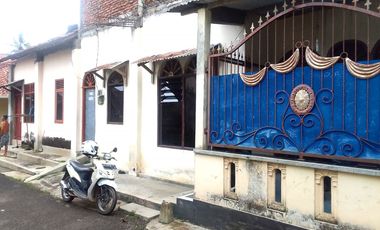 Rumah 2 Lantai Strategis dekat Pusat Kota Purworejo