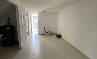 VENTA DE PROPIEDAD FRACC. MANGATA
