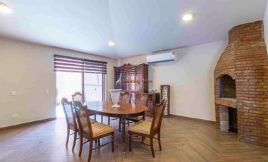 Quinta en venta en Escobedo | Cerca de Carretera Monterrey–Nuevo Laredo