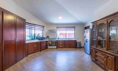 Quinta en venta en Escobedo | Cerca de Carretera Monterrey–Nuevo Laredo