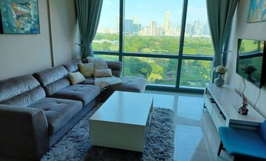 2BR Golf Course View Unit in 8 ForbesTown Road Condominium For Sale!