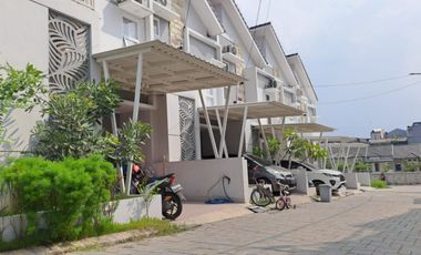 Rumah Depok Minimalis Modern Murah Cantik 2 Lantai Cluster Medina Townhouse Pancoran Mas Strategis Dekat Stasiun Depok Baru Dekat Stasiun Depok Lama
