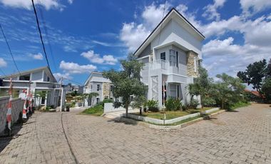 Rumah Depok Minimalis Modern Murah Cantik 2 Lantai Cluster Medina Townhouse Pancoran Mas Strategis Dekat Stasiun Depok Baru Dekat Stasiun Depok Lama